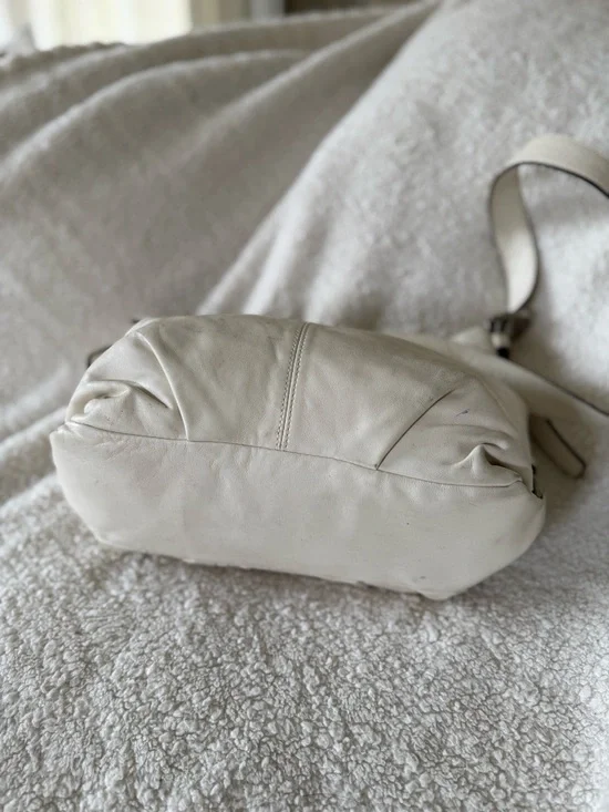 Y2K Vintage Coach Studded Embossed Leather Duffle Hobo Shoulder Bag Ivory F16178 - Picture 7 of 13